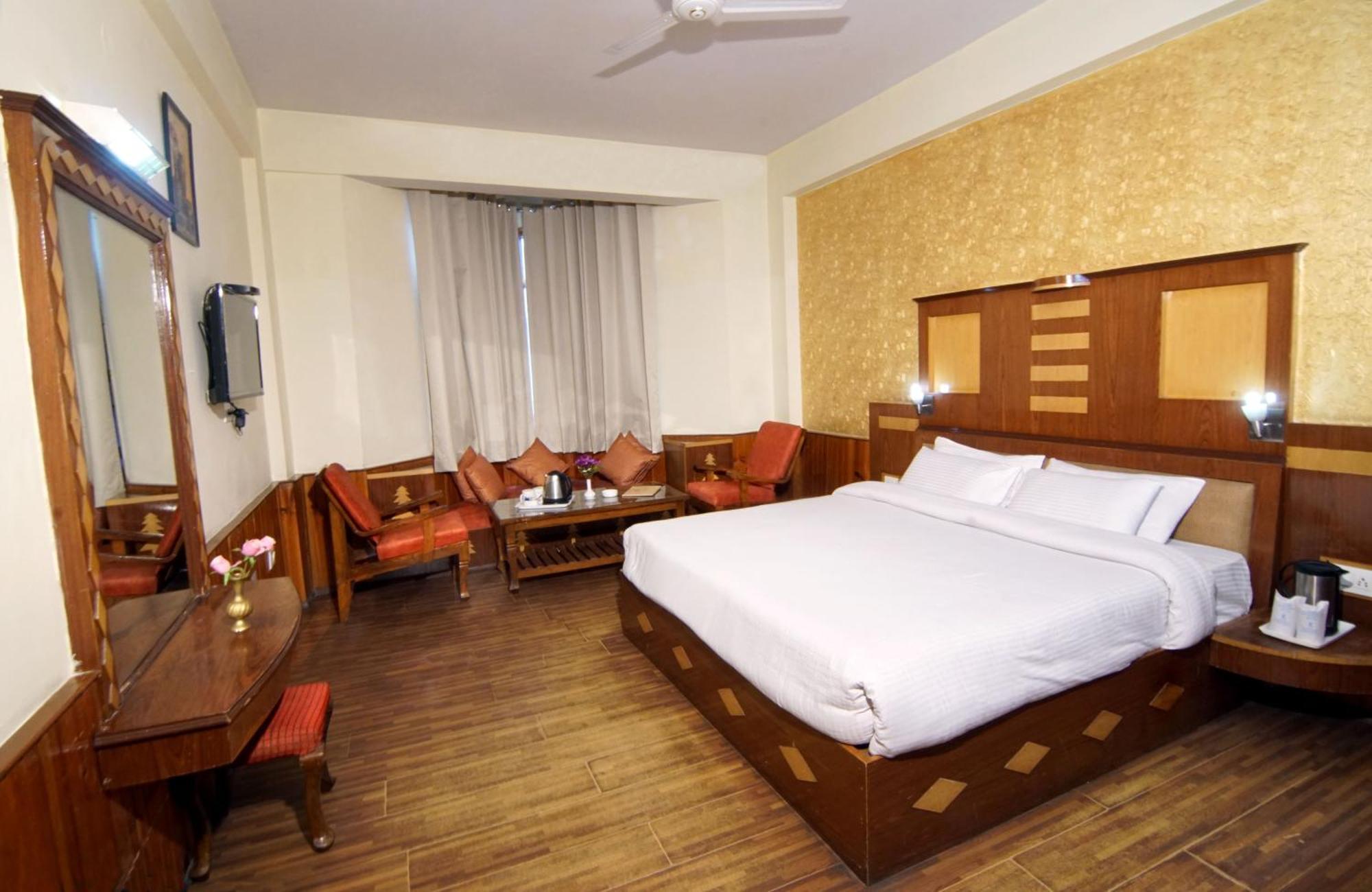 Hotel Park Residency Manāli Exteriér fotografie