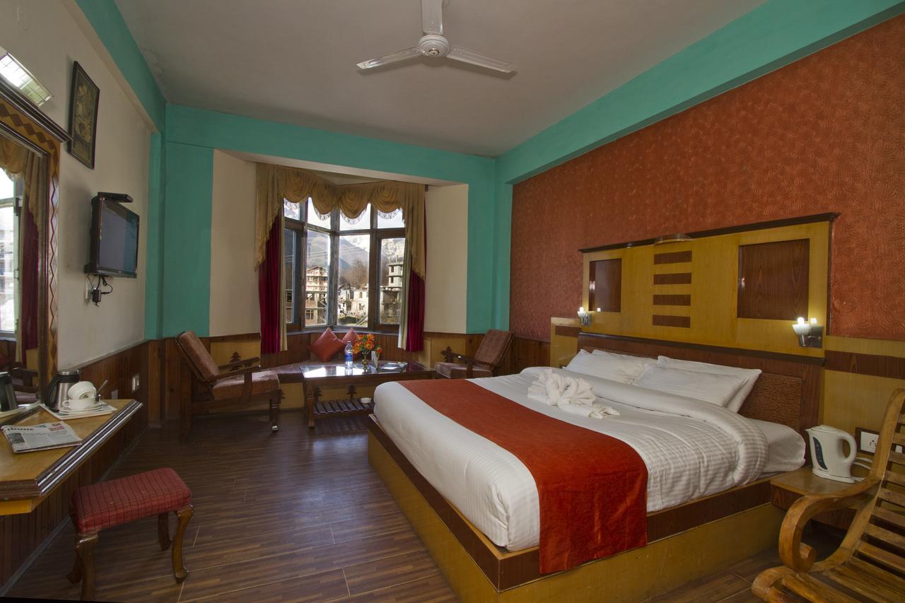 Hotel Park Residency Manāli Exteriér fotografie