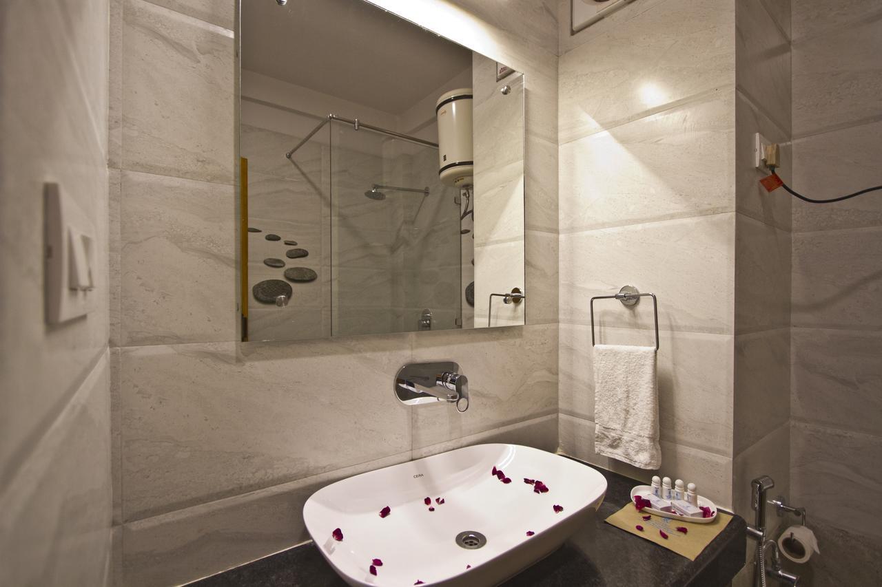 Hotel Park Residency Manāli Exteriér fotografie