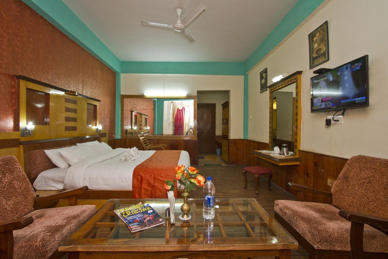 Hotel Park Residency Manāli Exteriér fotografie