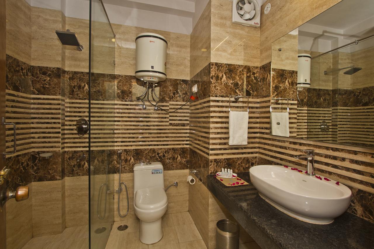 Hotel Park Residency Manāli Exteriér fotografie