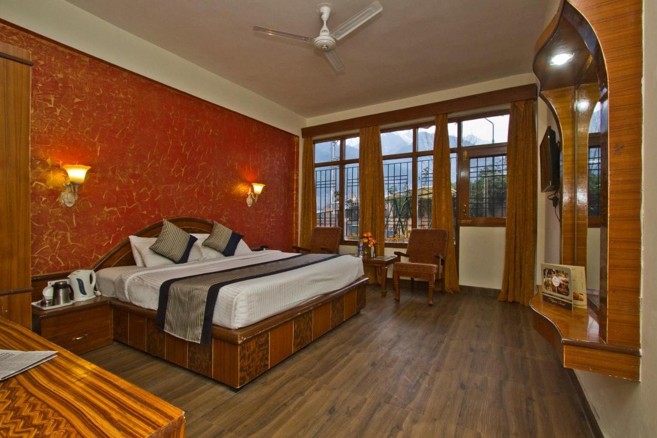 Hotel Park Residency Manāli Exteriér fotografie