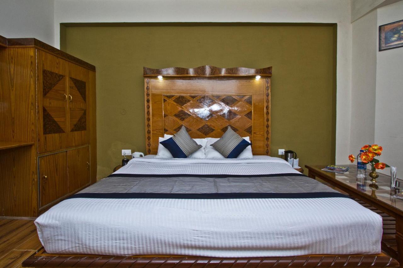 Hotel Park Residency Manāli Exteriér fotografie